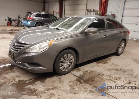 2011 Hyundai Sonata Gls from USA, damaged, VIN 5NPEB4AC3BH037002